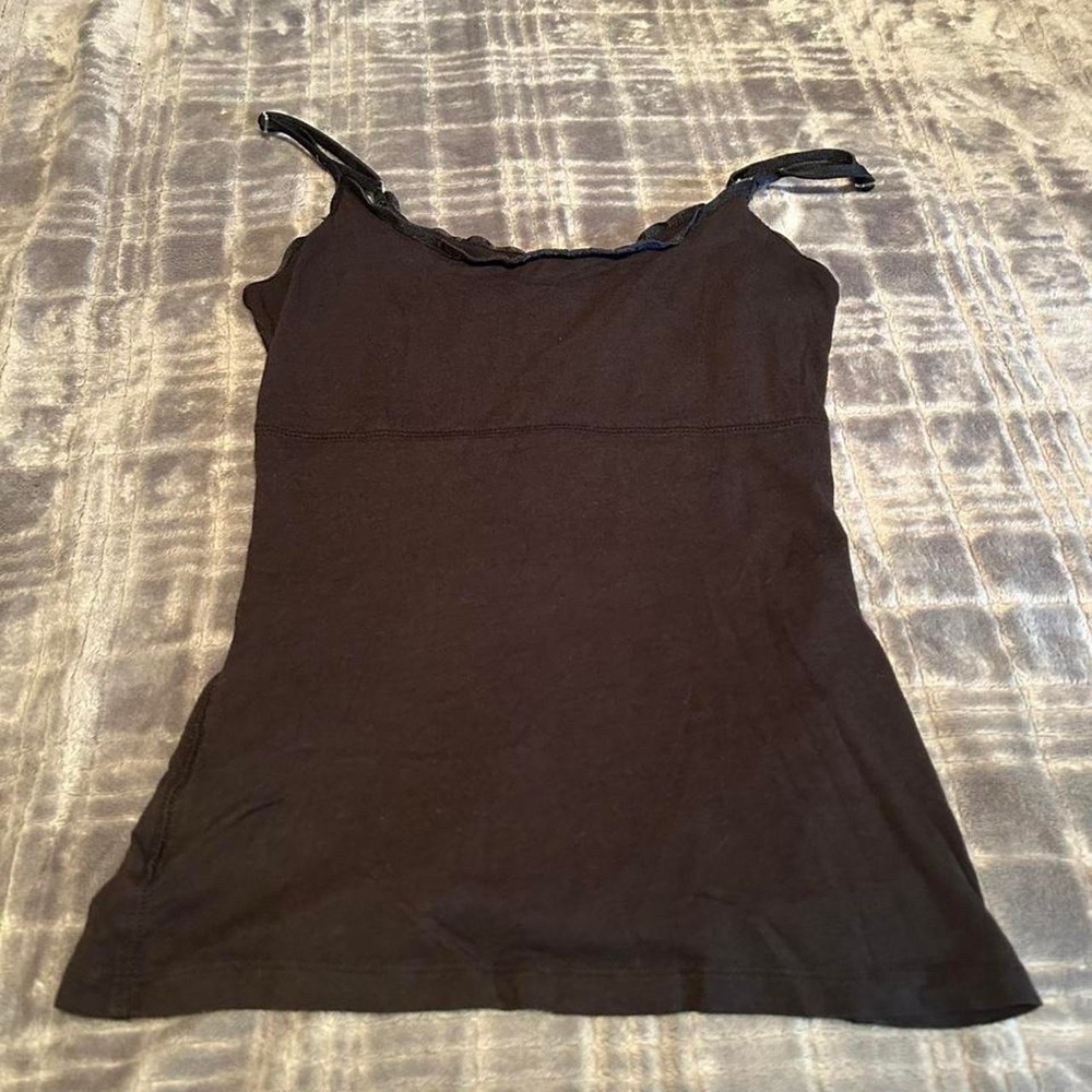black basic tank